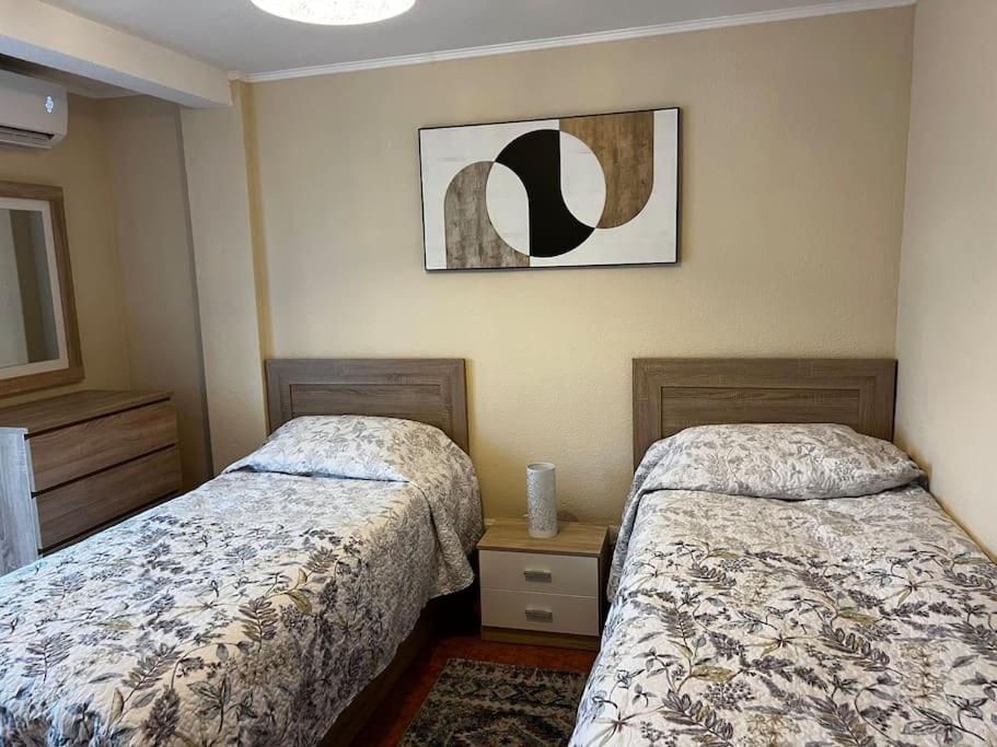 2 Bedroom Levante Apartment *